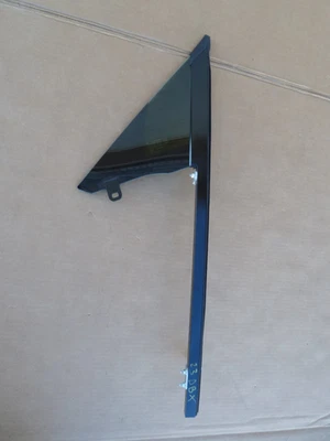 Vidrio ventana ventilación puerta conductor Aston Martin DBX OEM delantero izquierdo Foto 1 de 4