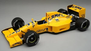 Model Car Formula 1 F1 Scale 1:18 Lotus 102 USA GP 1990 Donnelly Rain Ty... - Picture 1 of 1