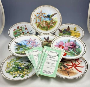 8 Stück komplette Serie Hamilton Jeweled Kolibris Sammelteller mit Echtheitszertifikaten - Bild 1 von 21