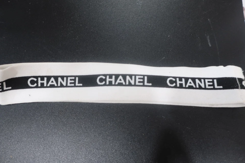 Banda para el cabello Chanel Foto 1 de 1