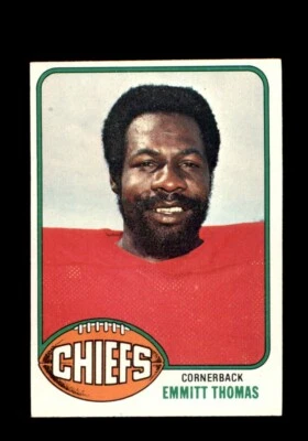 1976 Topps - #216 Emmitt Thomas Kansas City Chiefs EX-MT - Image 1 of 2