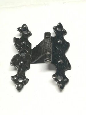 Cerniera con collo 18 mm. ferro battuto  Enrico Casiraghi art.319 C - Immagine 1 di 4