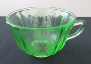 Federal Depression Parrot Sylvan Green Cup Exc Cond 1930's - Picture 1 of 7
