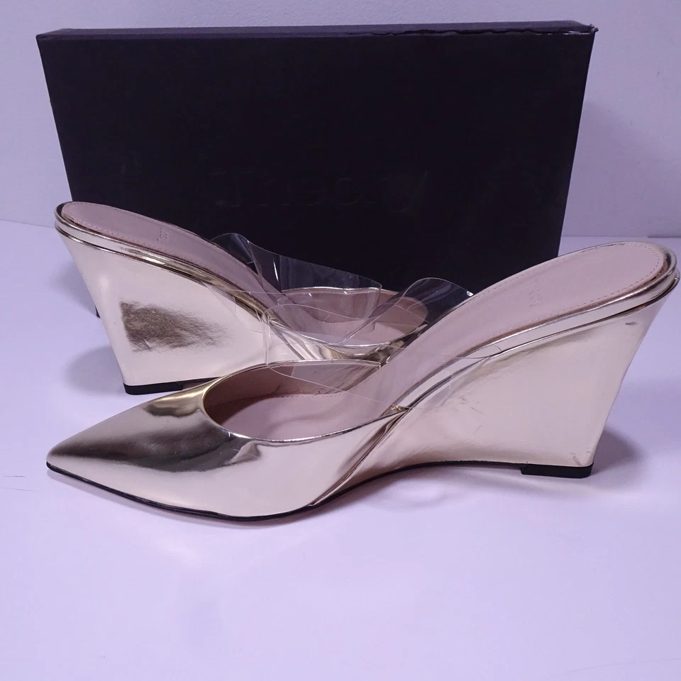 Sandalias para mujer Theory de cuña puntiaguda de cuero metálico 40 nuevas en caja 498 doradas irrg Foto 1 de 4