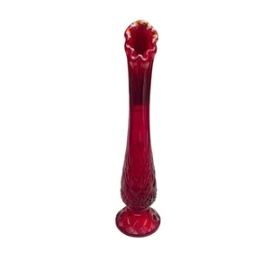 Vintage Fenton 7" Red Ruby Bud Vase Diamond Star Pattern Swung Glass - Picture 1 of 11