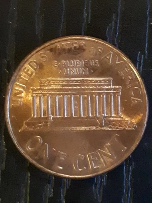 1999 D US penny, close am - Image 1 of 4