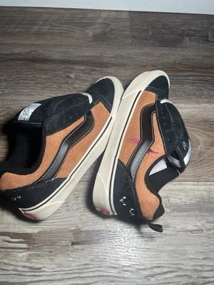 Vans Knu Skool x Disney Collab para hombre talla 9 - gamuza negra/naranja - rara Foto 1 de 4