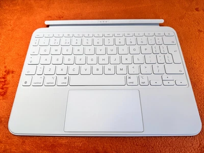 Apple Magic Keyboard for iPad 10th Gen. - British English (No Back Cover) - Image 1 of 4