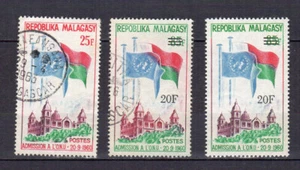 Madagascar 1962 drapeau admission à l'O.N.U. lot de 3 timbres /TE1406 - Picture 1 of 1