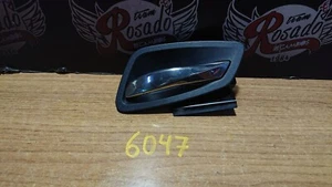 697549403 maneta interior delantera derecha bmw 3 descapotable 10628510 - Imagen 1 de 3