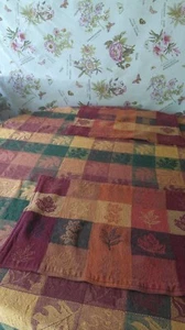 Round Tablecloth w/ Reversible Placemats – Leaf Pattern – 63" – Earth Tones - Picture 1 of 4