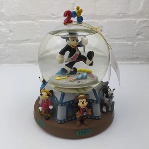 Raro mappamondo di neve musicale Disney Store 2000 Topolino Millennio - da collezione - Foto 1 di 19