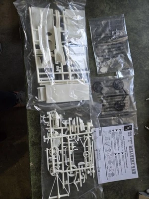 AMT 23 FORD T DELIVERY VAN Model Kit 1 /25  parts in sealed packs STK D23 - Image 1 of 4