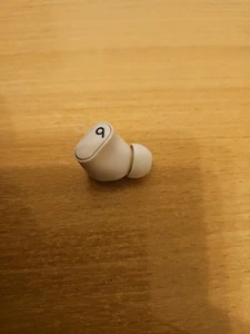 Original Apple Beats Studio Plus + linker Ohrhörer NUR A2871 - Elfenbein - Bild 1 von 5