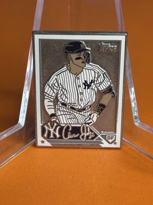 AARON JUDGE 2023 Topps Series 1 Super Box Exclusive Collectors Metal Enamel Pin - Image 1 of 2