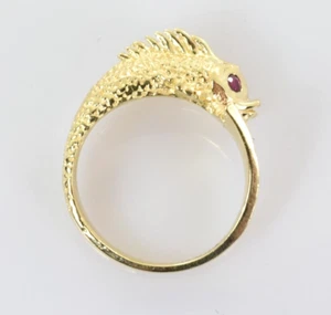 Anillo pez/koi en oro amarillo de 14k con detalles de rubí talla 6 - Imagen 1 de 5