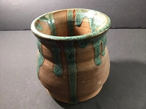 Stoneware Studio Art Pottery 4" Vase Planter Green Drip Glaze Heavy Signed JR - Picture 1 of 10