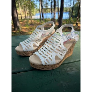 Jellypop Hattie White Wedge Sandals Strappy Cork Wedge 5" heel Size 9 NWT - Picture 1 of 7