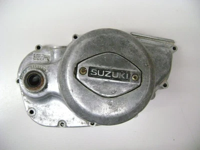 CUBIERTA MOTOR DERECHO EMBRAGUE SUZUKI GT185 25W Foto 1 de 3