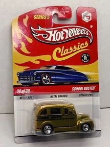Hot Wheels Classics Series 5 School Busted Gold 30/30 5 Spoke - Picture 1 of 7