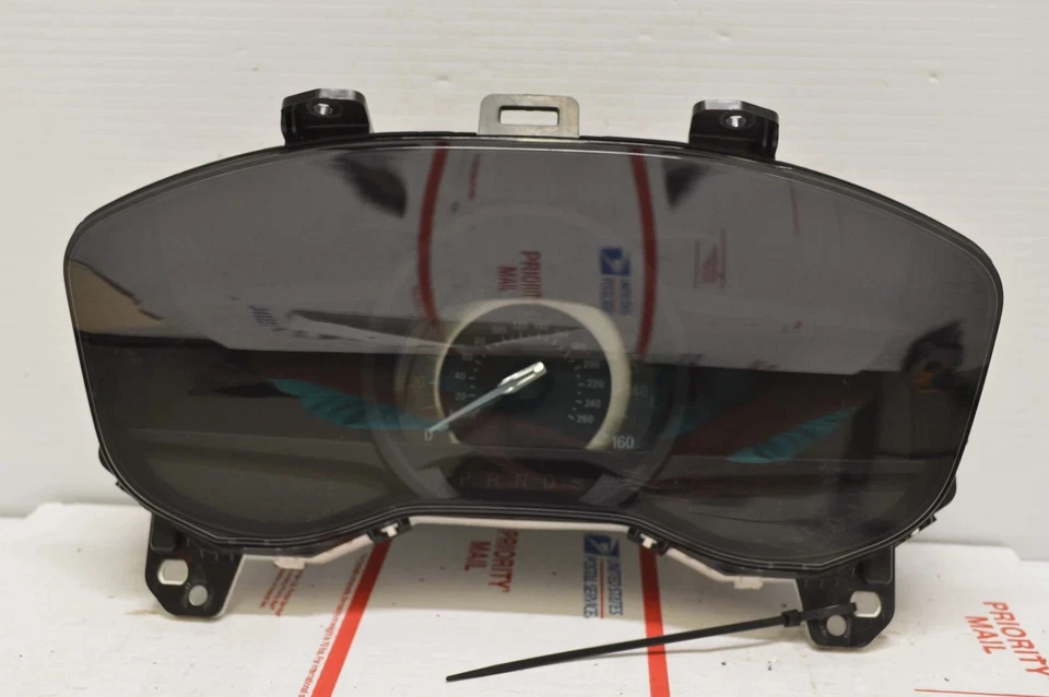 Cuadro de instrumentos velocímetro Ford Fusion 2013-2016 105 k millas II2 010 Foto 1 de 4