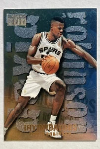 David Robinson 1996 Skybox Premium Intimidators #18 - Picture 1 of 2