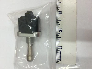 T9-CL2-27E, OTTO TOGGLE SWITCH - Picture 1 of 4