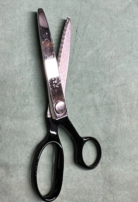 Vintage WISS MODEL CB7 USA PINKING SHEARS SCISSORS Scalloping - Image 1 of 4