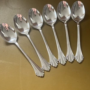 6 Oval Soup Spoons ENCHANTMENT by Oneida  Cube Community Silverplate flatware - Picture 1 of 4