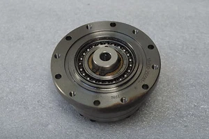 HD 17-100, HARMONIC DRIVE SYSTEMS,GEAR,GEARHEAD,REDUCER,#3 FREE SHIP - Picture 1 of 8