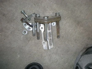 2009 Kawasaki KLX 250 S KLX250 250S Motor Mount Brackets and Bolts - Picture 1 of 1
