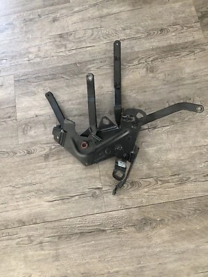 Smart Fortwo трансформируемый верхний основной шарнир мотор или переключатели с правой стороны - Изображение 1 из 4