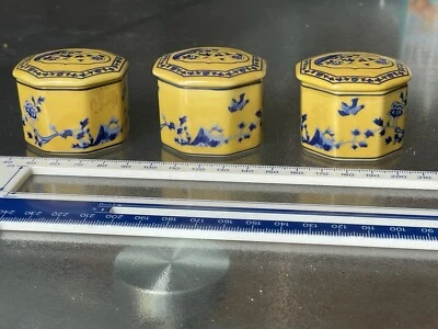 3 DELPRADO COLLECTION EP02 PORCELAIN TRINKET PILL BOX MUSTARD YELLOW BLUE FLORAL - Image 1 of 4