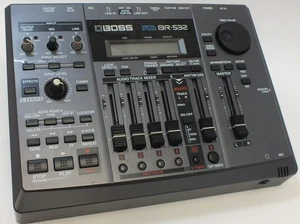 BOSS BR-532 Digital Studio Recorder + 1 x 128Mb SmartMedia Card - Picture 1 of 10
