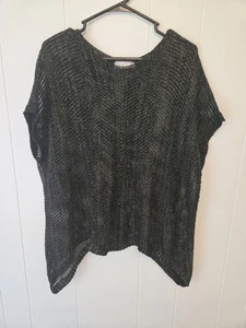 Oh Concept Collection Open Mesh Mettalic Poncho Top, One Size; Black/Gold - Picture 1 of 5