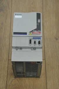 Allen Bradley Kinetix 6000 2094-BM05-S series B / used - Picture 1 of 2