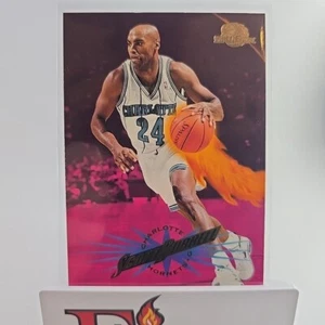 1995-96 Skybox Premium - #11 Scott Burrell Charlotte Hornets  - Picture 1 of 5