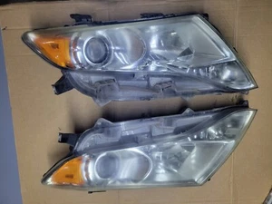 1 PAIR OEM Halogen Headlights For Toyota Venza 2009-2016 Front left+Right - Picture 1 of 5