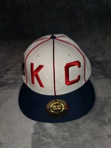 SOMBRERO AJUSTADO AZUL MARFIL ANILLOS Y CORONAS LIGA NEGRA KANSAS CITY MONARCHS TALLA 8 PARA HOMBRE - Imagen 1 de 8