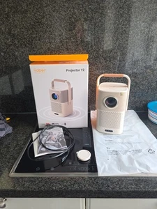 ** Yaber T2 Beamer Akku Full HD 1080p Multimedia Projektor JBL Lautsprecher ** - Bild 1 von 8