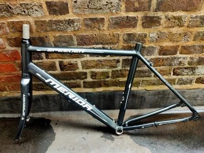 Merida Speeder Hybrid Alloy Bike Frame 52cm - Image 1 of 3