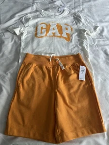 Gap Kids Boy’s Short Sleeve Logo Tee And Short Set S (6-7) NWT - Picture 1 of 7