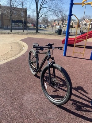 低价远足和公路骑行自行车   — 第 1/4 张图片