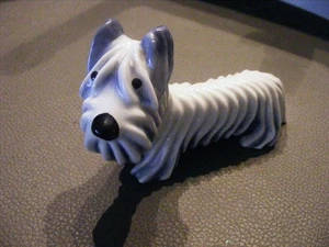 Metzler Ortloff Skye Silky Yorkshire Terrier Dog Figurine 4" Walter Bosse German - Picture 1 of 10