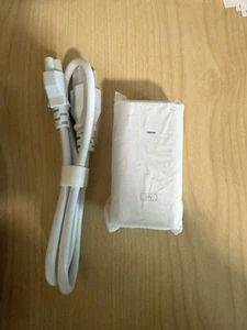Ubiquiti Networks UniFi 24V 12Watts 0.5A Gigabit PoE Power Injector GP-A240-050G - Photo 1/2