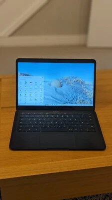 Google Pixelbook Go 13.3" Touchscreen (64GB SSD, Intel Core m3 8100Y,... - Image 1 of 2