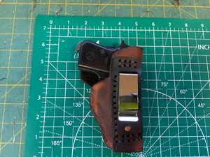 Handmade Leather RH Belt Clip Holster 25 Auto - Picture 1 of 4
