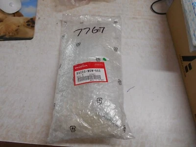 REPUESTOS RETROVISOR IZQUIERDO HONDA ORIGINALES VTX1800C1 2005-2008 88220-MEM-682 Foto 1 de 3