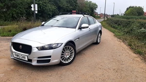 2016 JAGUAR XE PRESTIGE MOT April 2026 2.0 DIESEL AUTO - Picture 1 of 11