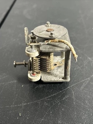 Capacitor variável borboleta  - Imagem 1 de 4